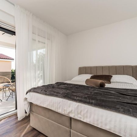 Villa Nelly Privlaka  Eksteriør bilde